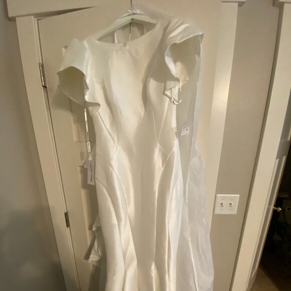 Monica Loretti NWT Wedding Gown - Picture 6 of 6